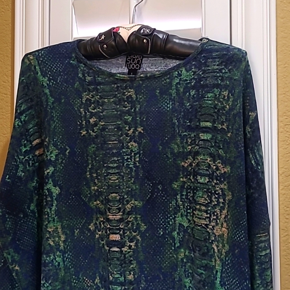 Clara Sun Woo 3 quarter sleeve asymmetrical print top